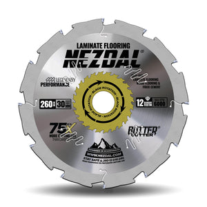 260mm sagblad med diamanttanning for laminat på hvit bakgrunn
