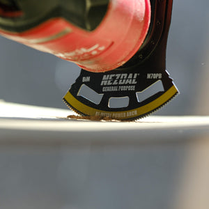 Brett sågblad til multiverktyg för sågning i trä och spik